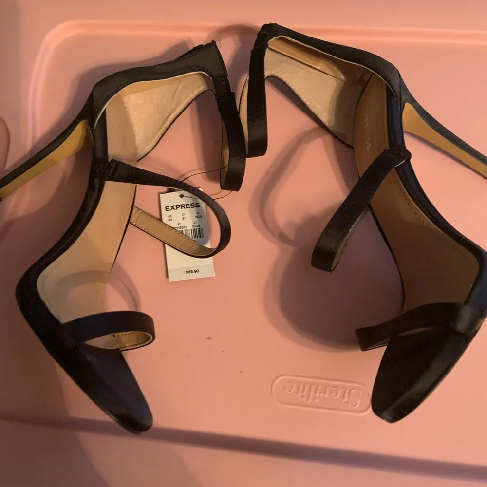 Express Elegant Black Strappy Heels - Picture 8 of 8